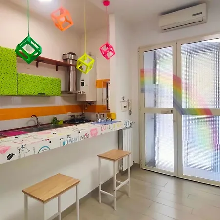 Arcobaleno A Tra Metro E Mare 포츠올리
